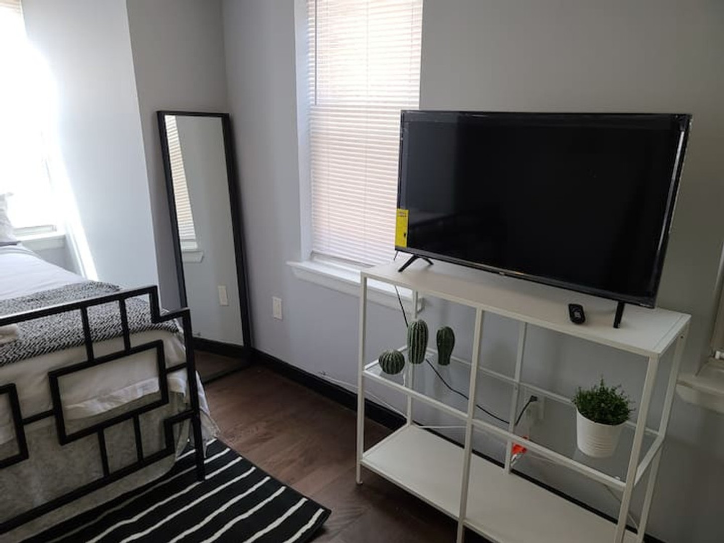 Entire fully furnished flat in Philadelphia