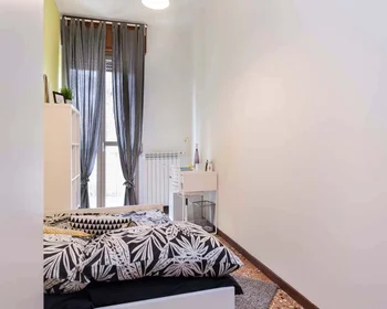 Habitación privada en Viale Giovanni Vicini, 20, 40134 Bologna BO, Italy, imagen 4 de 33