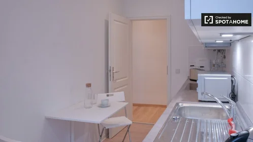 Chambre privée à Schivelbeiner Str., 10439 Berlin, Germany, image 9 de 19