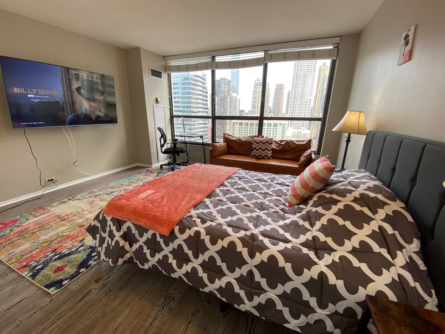 Room for rent with double bed Chicago