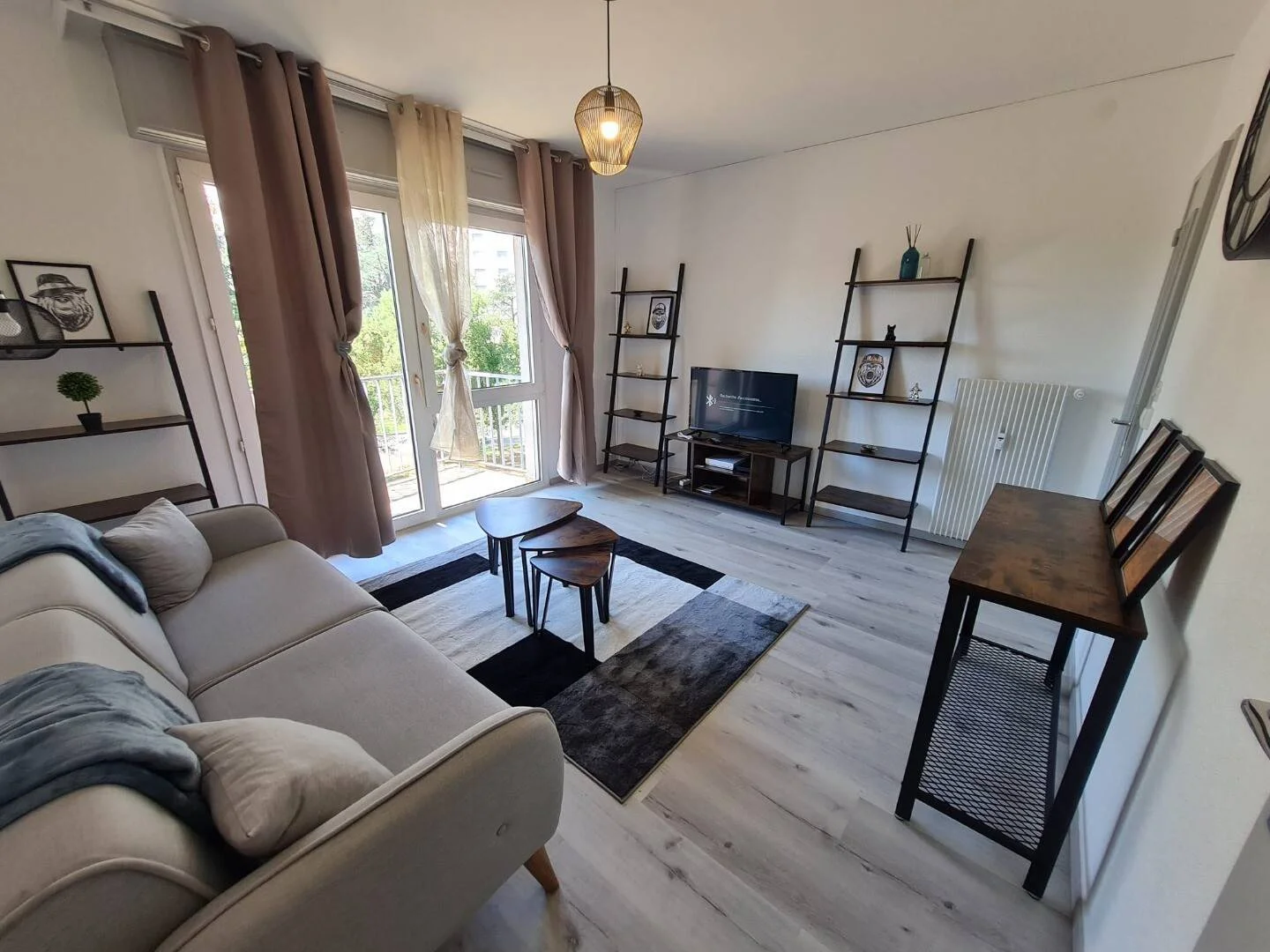 Chambre d'étudiant confortable et spacieuse dans 