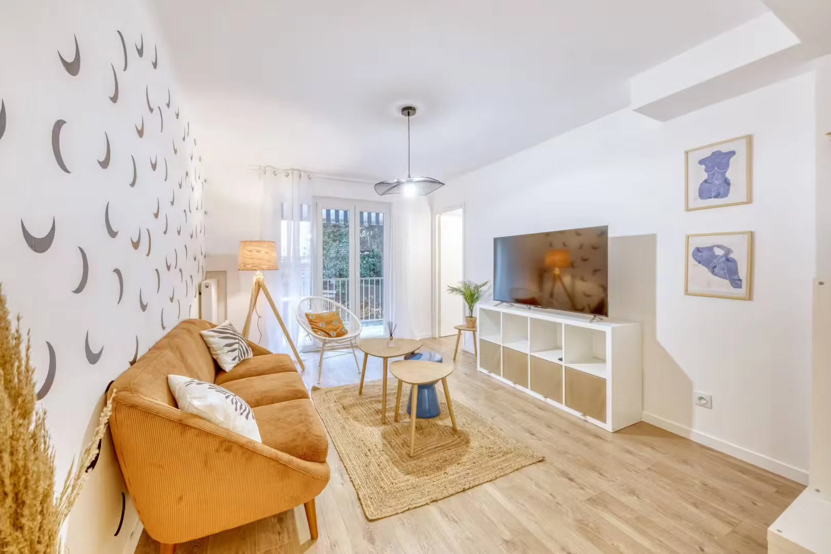 Habitación para estudiantes en  con área de estudio y facilidades compartidas