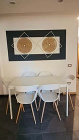 Gesamte Unterkunft in der Via Zanica, 11, 24126 Bergamo BG, Italia, bild 4 von 28