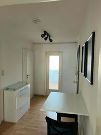 Chambre privée à Charlottenstraße, 70182 Stuttgart, Germany, image 3 de 5