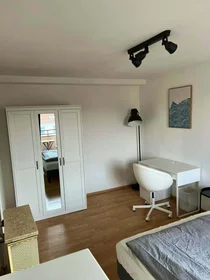 Privatzimmer in der Charlottenstraße, 70182 Stuttgart, Germany, bild 4 von 8