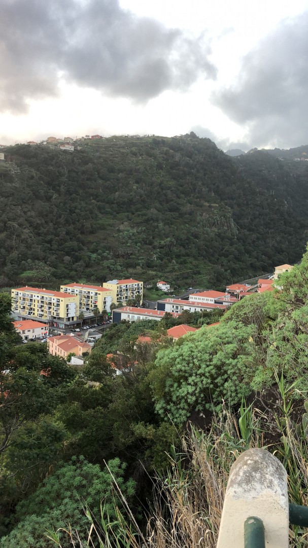 Quarto para alugar num apartamento partilhado em Madeira