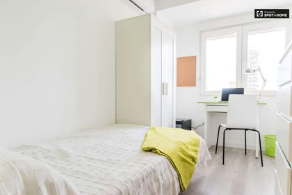 Quarto privado em Carrer del Mestre Lope, imagem 1 de 10