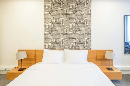 Habitación privada en R. Alm. Barroso 9 1e, 1000-090 Lisboa, Portugal, imagen 5 de 27