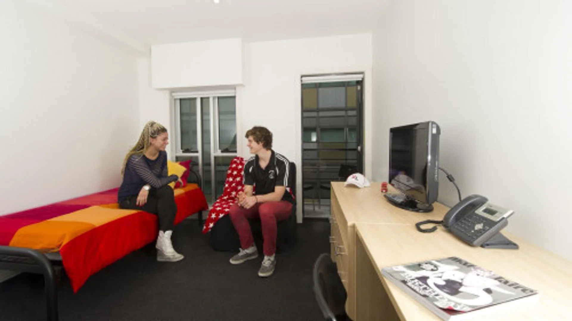 Habitación acogedora para estudiantes disponible en 