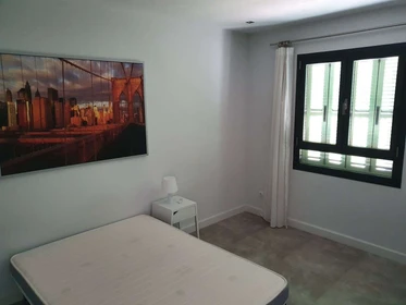 Room for rent in a shared flat in Palma-de-mallorca
