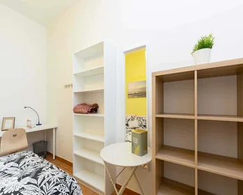 Habitación privada en Via Cairoli, 8, 40121 Bologna BO, Italy, imagen 11 de 36