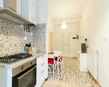Habitación privada en Via Cairoli, 8, 40121 Bologna BO, Italy, imagen 18 de 36