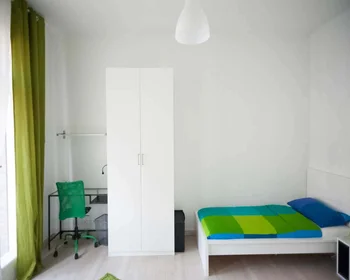 Habitación privada en Piazza Manfredi Azzarita, 4, 40122 Bologna BO, Italy, imagen 6 de 29