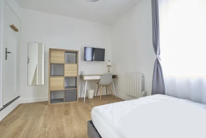 Helles Privatzimmer in Lille