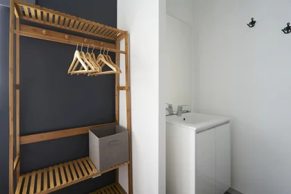 Private room at 55 Boulevard Lobau, image 15 of 16