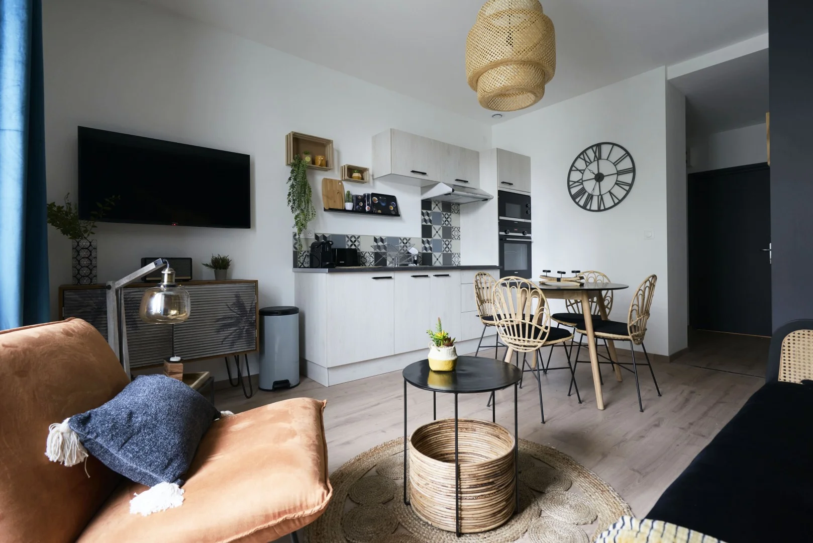 Chambre à louer dans un appartement d'étudiant à , entièrement meublée