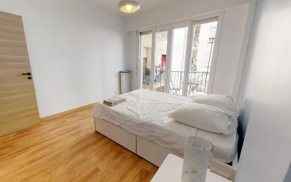 Privatzimmer in der 26 Rue Trachel, bild 1 von 32