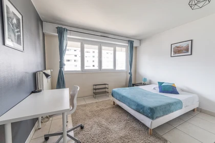 Renting rooms by the month in Strasbourg