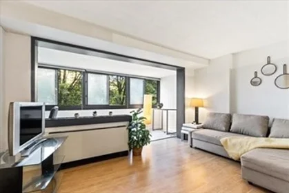 Studio in residence at 2, Hawthorne Pl., Unit 5K, Beacon Hill, Boston, MA, 02114, image 14 of 15