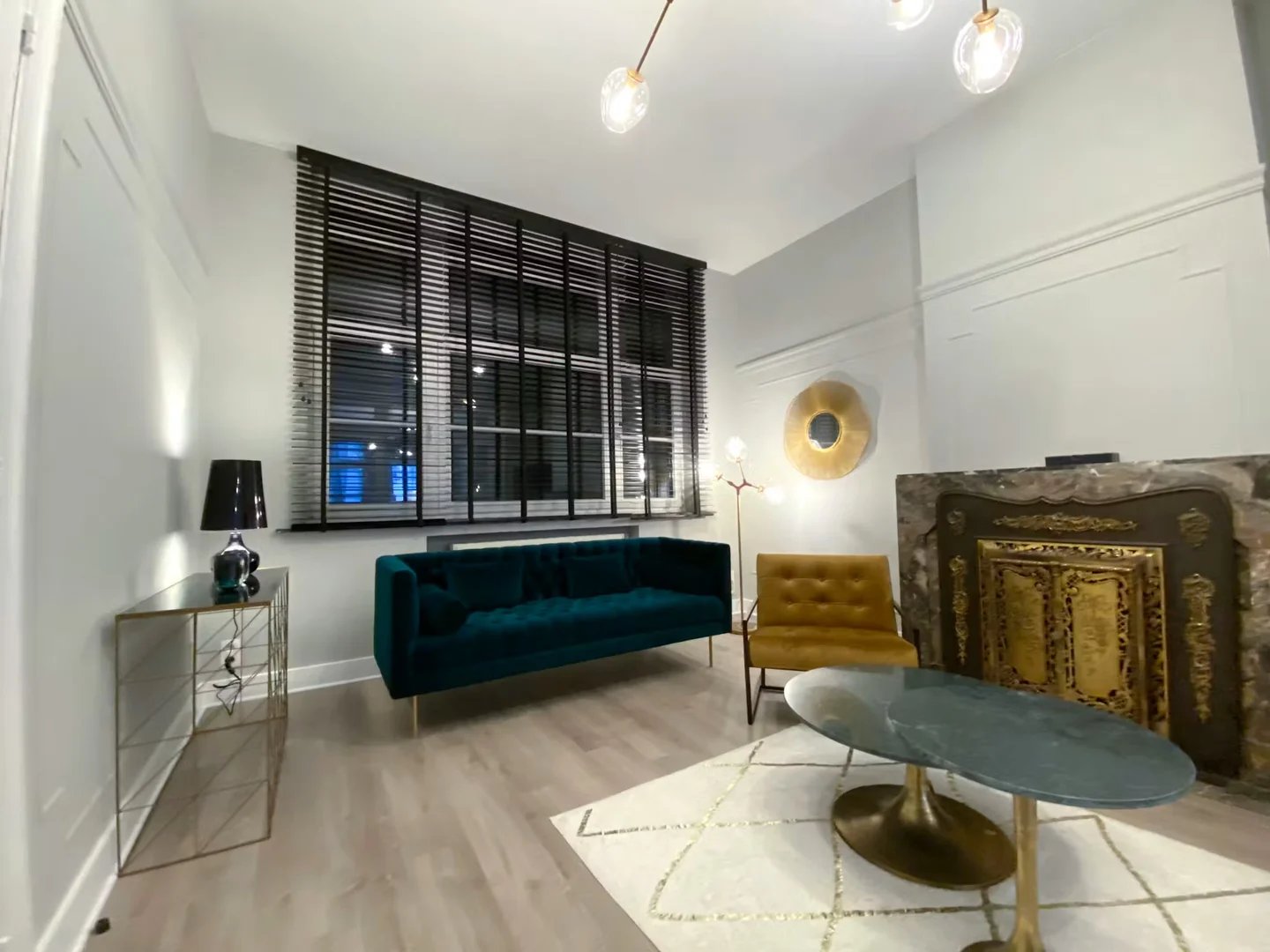 Student-friendly room in  with modern amenities